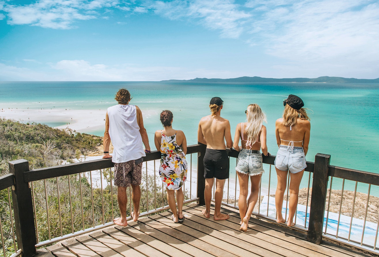 Get Whitehaven Beach Hill Inlet Cruise Whitsundays For Android Wallpaper Whitehaven Beach Hill Inlet Cruise Whitsundays Free